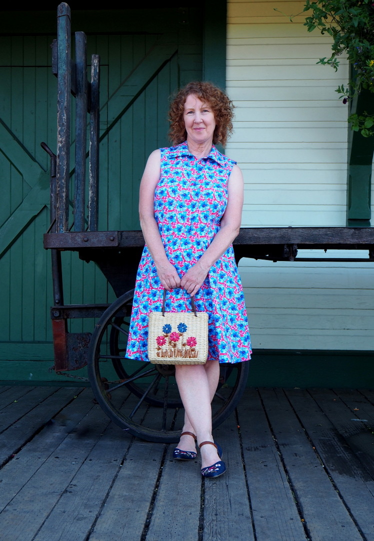 Salt and Pepper Dress, Lara Sanner, Vancouver Sewing Blog, Vancouver Sewing Blogger, A Colourful Canvas