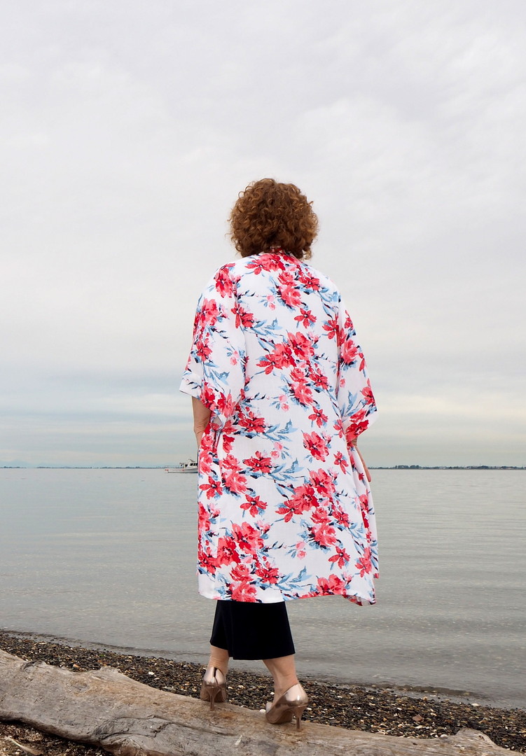 The Suki Kimono : : A Helen's Closet Pattern