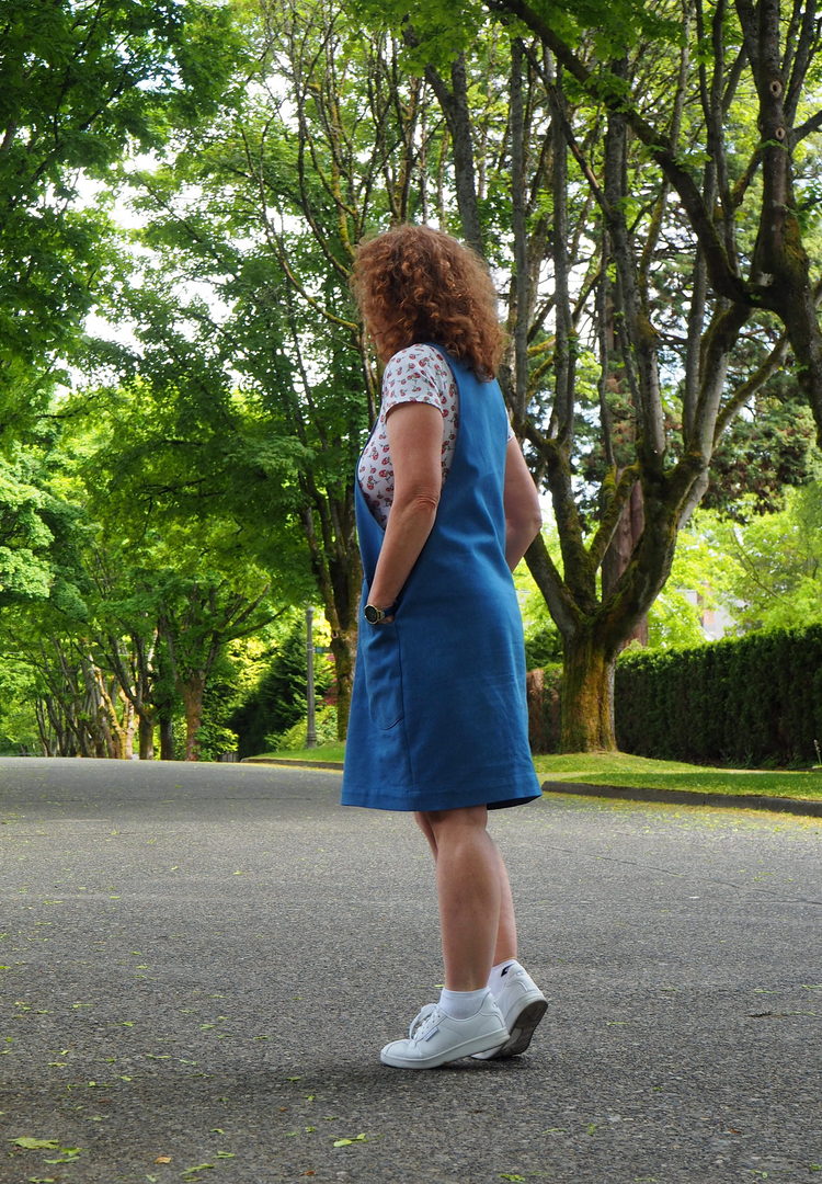York Pinafore, Helen's Closet, Vancouver Sewing Blog, A Colourful Canvas, MNRowan Tee